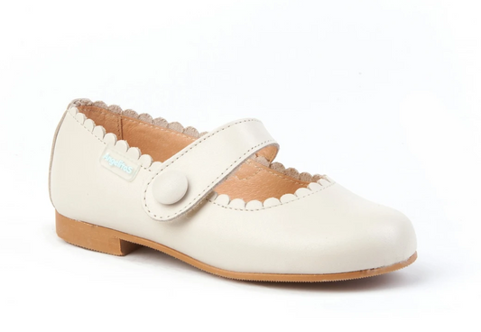 Mary Sue Scalloped Merceditas